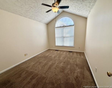 6808 Jacobs Creek Circle - Photo Thumbnail 15