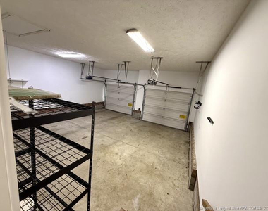 6808 Jacobs Creek Circle - Photo Thumbnail 18
