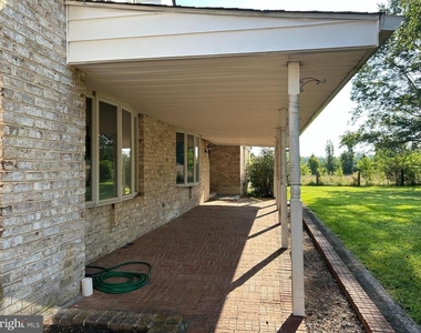 102 Quinton Alloway Road - Photo Thumbnail 1