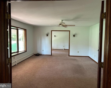 102 Quinton Alloway Road - Photo Thumbnail 11