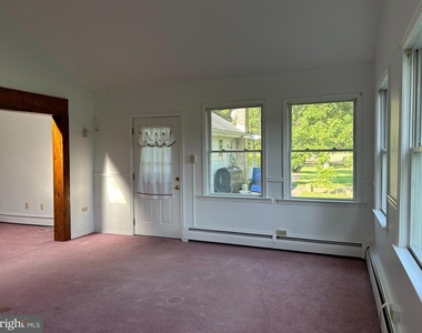 102 Quinton Alloway Road - Photo Thumbnail 8