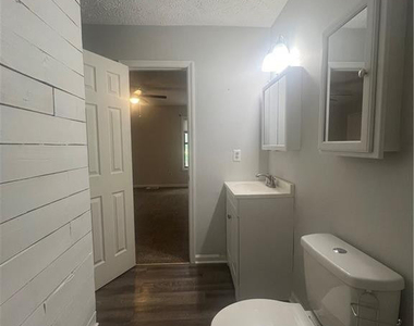 119 Villa Drive - Photo Thumbnail 8
