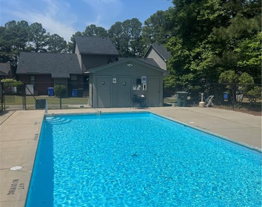 119 Villa Drive - Photo Thumbnail 12