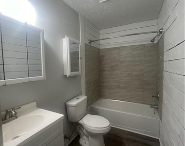 119 Villa Drive - Photo Thumbnail 7