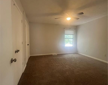 119 Villa Drive - Photo Thumbnail 9