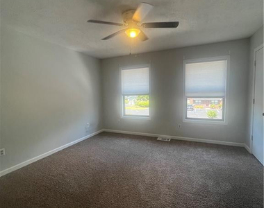 119 Villa Drive - Photo Thumbnail 10