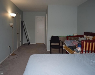 99 Brookview Circle - Photo Thumbnail 5