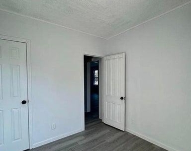 144 Beal Street - Photo Thumbnail 2