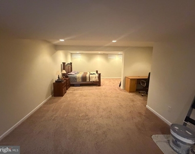 101 Colts Neck Drive - Photo Thumbnail 17