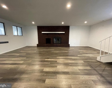 802 Salem Court - Photo Thumbnail 23