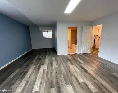 802 Salem Court - Photo Thumbnail 25