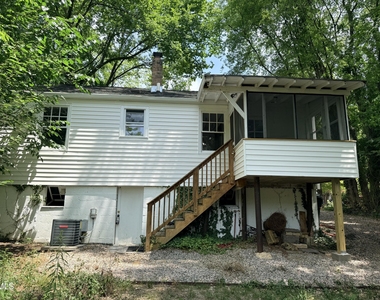 502 Frank Street - Photo Thumbnail 14