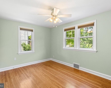 112 Cambridge Avenue - Photo Thumbnail 7