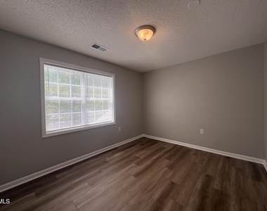 1305 Kent Road - Photo Thumbnail 12