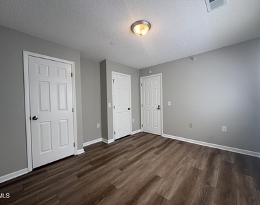 1305 Kent Road - Photo Thumbnail 13