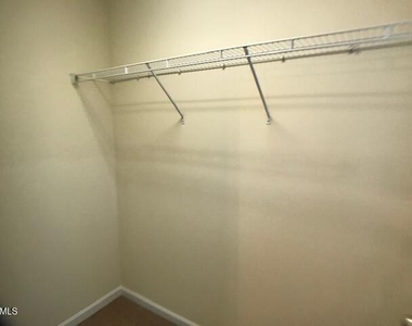 105 Mt Evans Drive - Photo Thumbnail 17