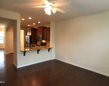 105 Mt Evans Drive - Photo Thumbnail 7