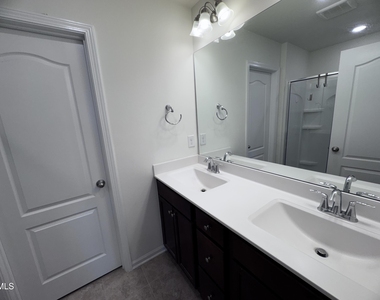 1748 Clayfire Drive - Photo Thumbnail 13