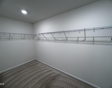 1748 Clayfire Drive - Photo Thumbnail 12