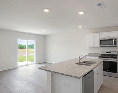 216 Olive Branch Street - Photo Thumbnail 6