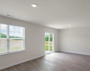 216 Olive Branch Street - Photo Thumbnail 9