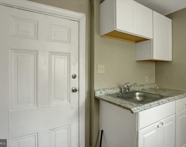 217 S Prospect Street - Photo Thumbnail 8