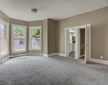 217 S Prospect Street - Photo Thumbnail 3