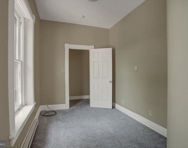 217 S Prospect Street - Photo Thumbnail 14