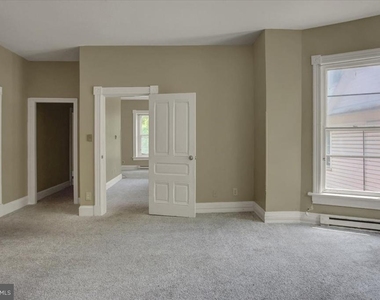 217 S Prospect Street - Photo Thumbnail 9