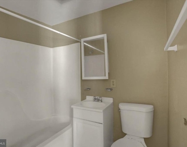 217 S Prospect Street - Photo Thumbnail 5