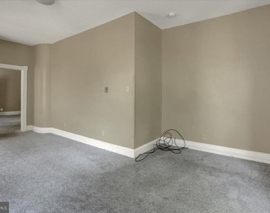 217 S Prospect Street - Photo Thumbnail 12