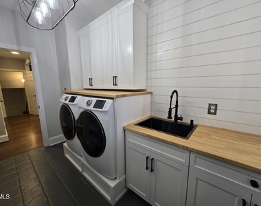 102 Eyemouth Court - Photo Thumbnail 12