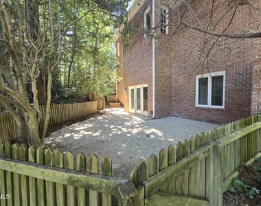 102 Eyemouth Court - Photo Thumbnail 17