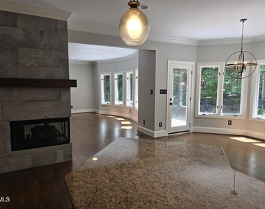 102 Eyemouth Court - Photo Thumbnail 8