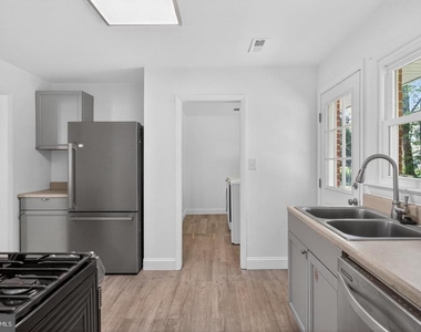 45278 Cove Manor Road - Photo Thumbnail 12
