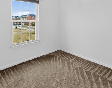 5363 S Center Drive - Photo Thumbnail 25