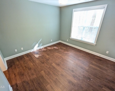 1114 Arborgate Circle - Photo Thumbnail 9