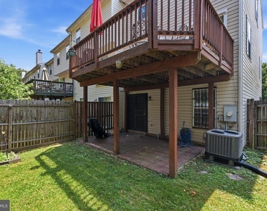 1518 Deep Gorge Court - Photo Thumbnail 31