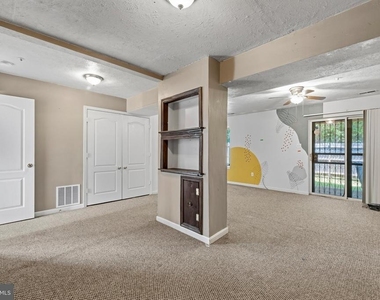 1518 Deep Gorge Court - Photo Thumbnail 25