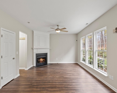400 Berlin Way - Photo Thumbnail 7