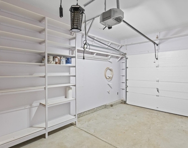 400 Berlin Way - Photo Thumbnail 29