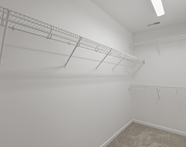 400 Berlin Way - Photo Thumbnail 22
