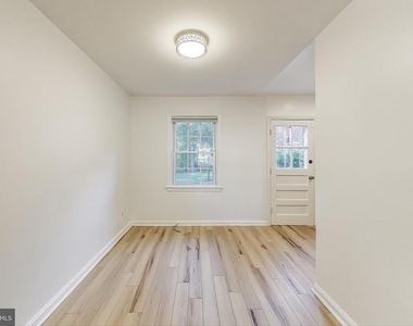 1716 E West Highway - Photo Thumbnail 6
