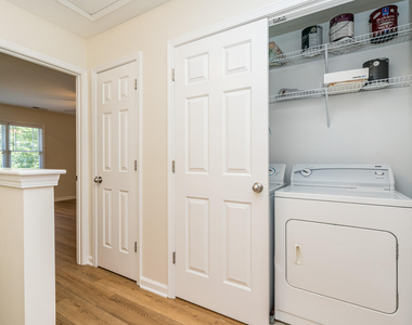 1010 Mica Lamp Court - Photo Thumbnail 20