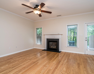 1010 Mica Lamp Court - Photo Thumbnail 10