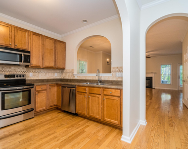 1010 Mica Lamp Court - Photo Thumbnail 2
