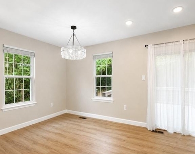 4915 Arctic Terrace - Photo Thumbnail 15