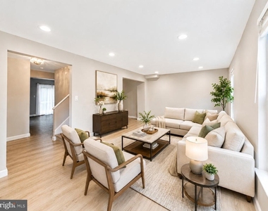 4915 Arctic Terrace - Photo Thumbnail 14