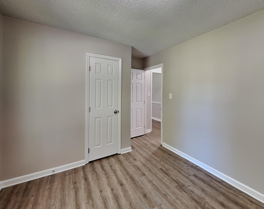 115 Polly Place - Photo Thumbnail 10