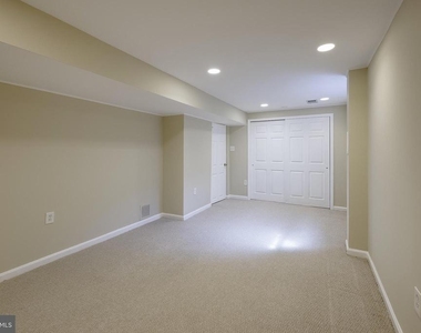 4 Ritchfield Court - Photo Thumbnail 36